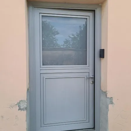アパート Location Proche Cite Medievale De Perouges, Cnpe *